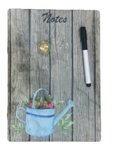 Charger l'image dans la galerie, Ardoise magnétique arrosoir bleu avec feutre effaçable et aimant.