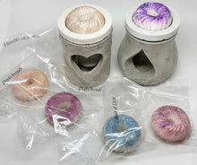 Load the image in the gallery,Bruleur en pierre décor Coeur pour fondant en cire végétale