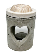 Load the image in the gallery,Bruleur en pierre décor Coeur pour fondant en cire végétale