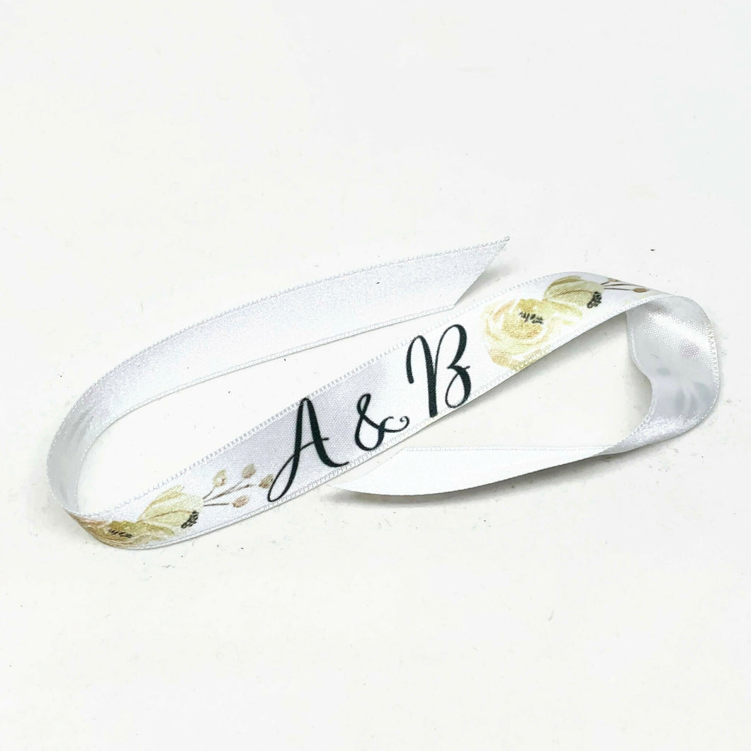 Bracelet en satin avec initiales pour la mariée et les demoiselles d'honneur - Mariage