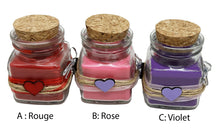 Charger l&#39;image dans la galerie, Bougie parfumée cire végétale fait à la main rose, rouge ou violet dans pot en verre.
