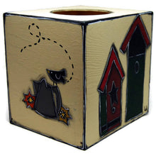 Load the image in the gallery,Square tissue box with garden decor
