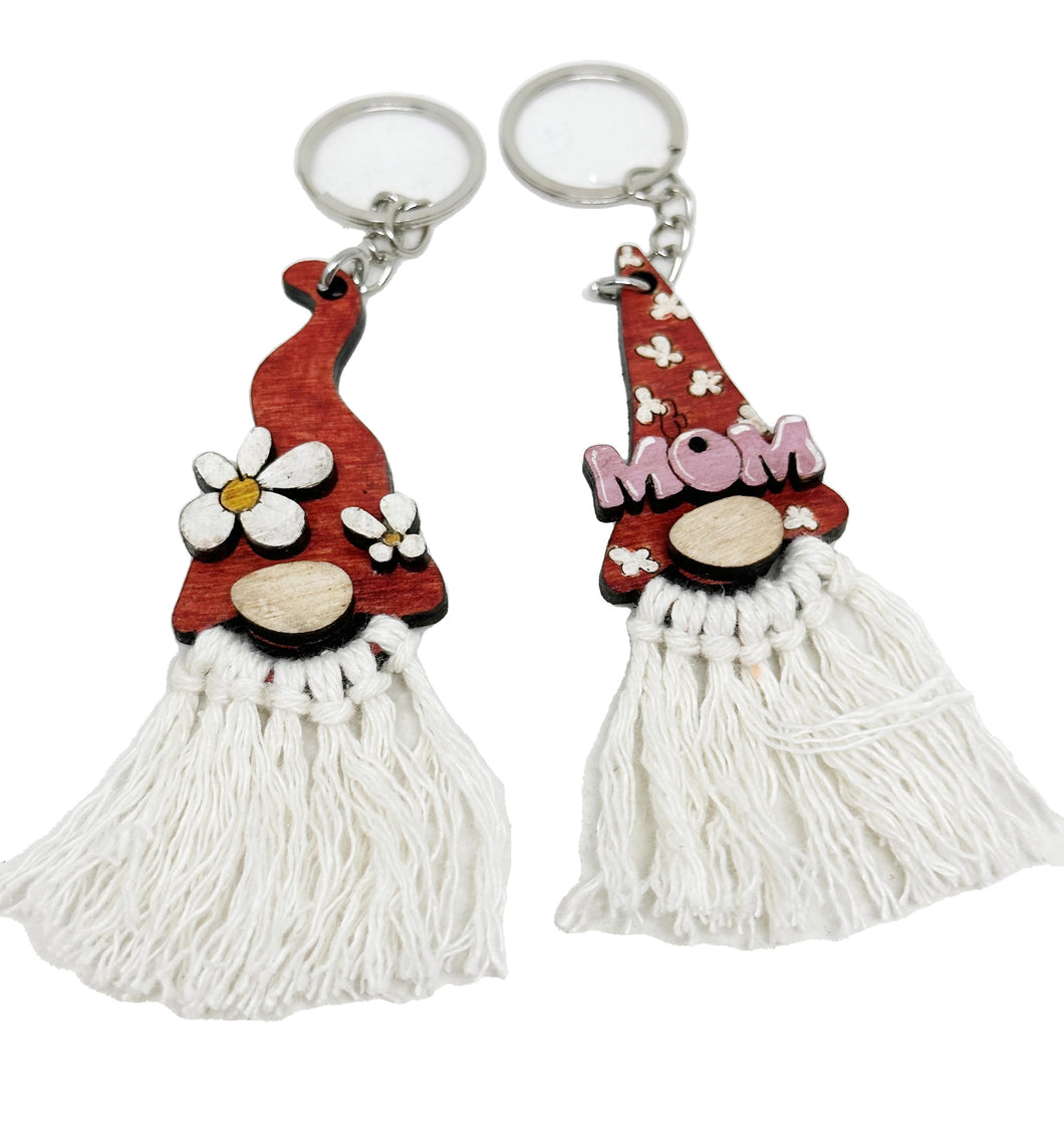 Wooden key ring and gnome mum string with ring for keys